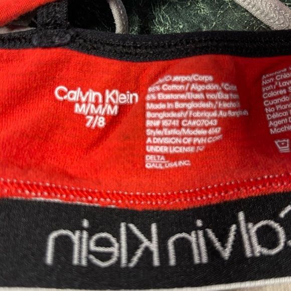 Calvin Klein Bralette Set - Green, Red, Cream, Gray skinny adjust strap - Picture 3 of 6